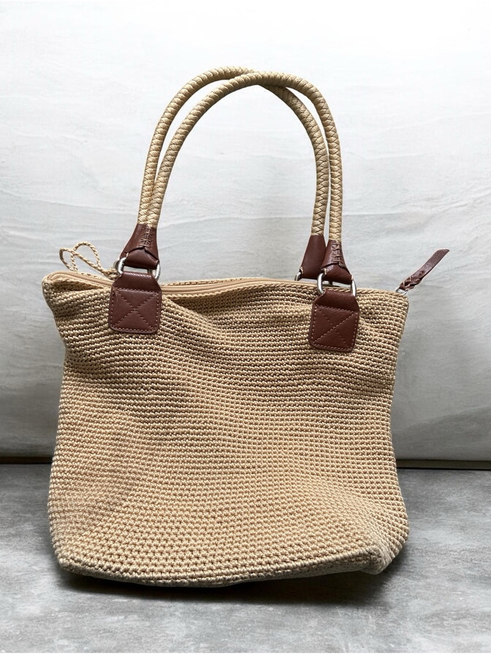 The Sak Crochet Woven Shoulder Bag Tan Boho Hobo Purse Leather Trim Handbag - Picture 2 of 9